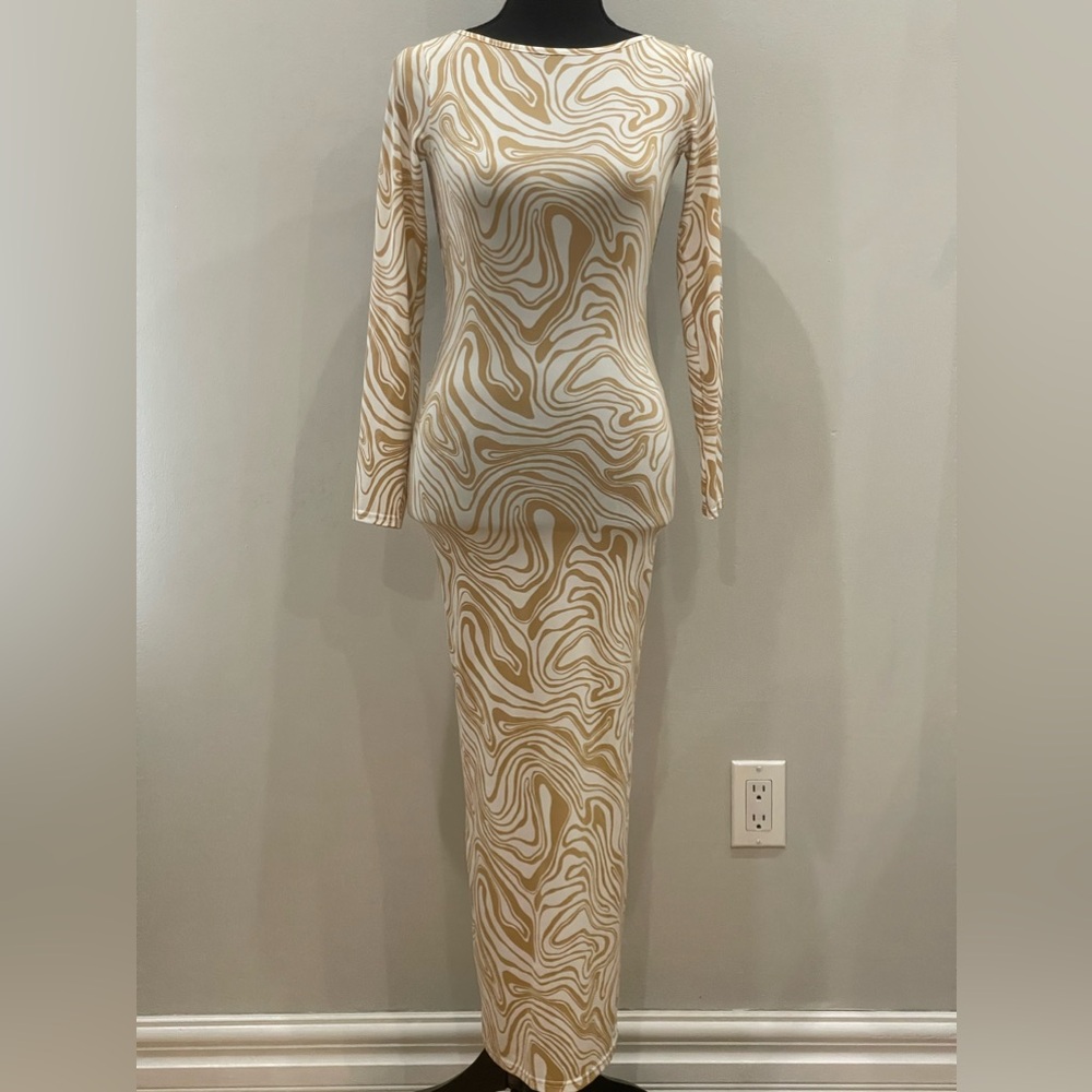 Fashionkilla 6 White/Tan Patterned Open Back Maxi with Stretch‎